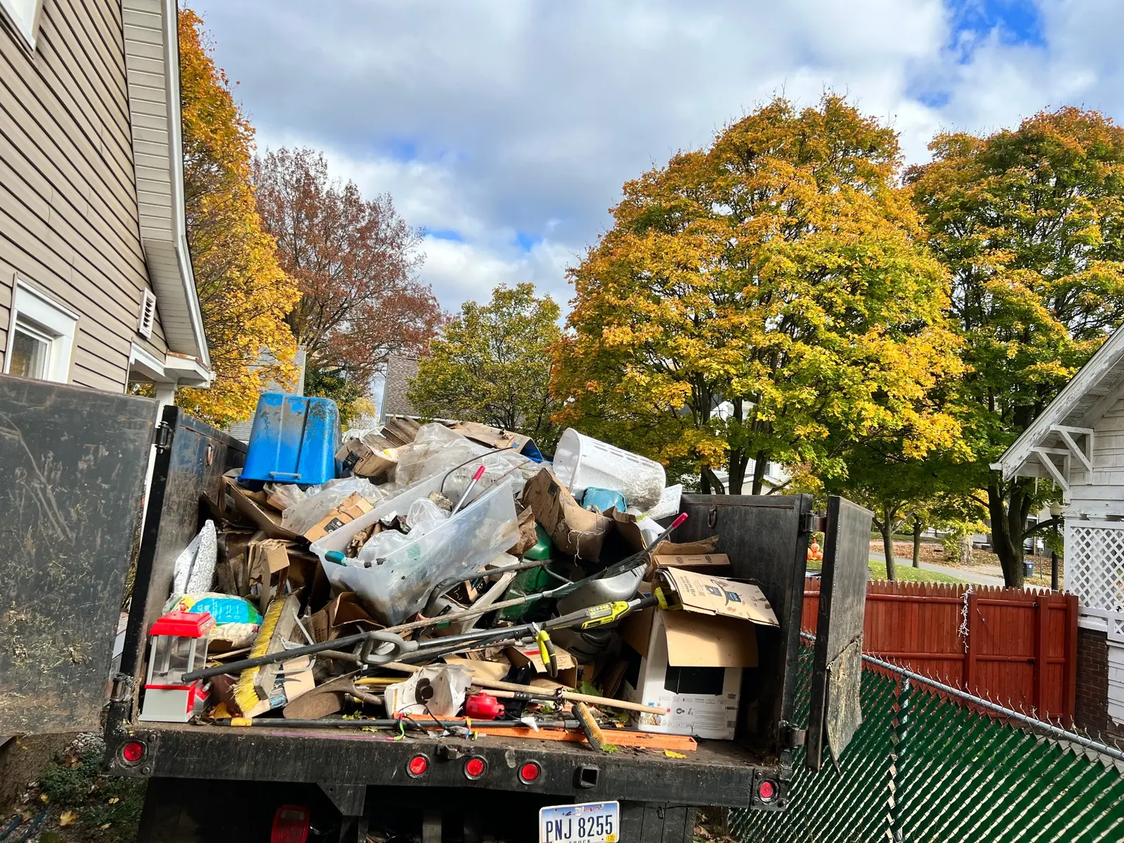 Junk removal and hauling by Moving With Prince in Palm Coast, Florida